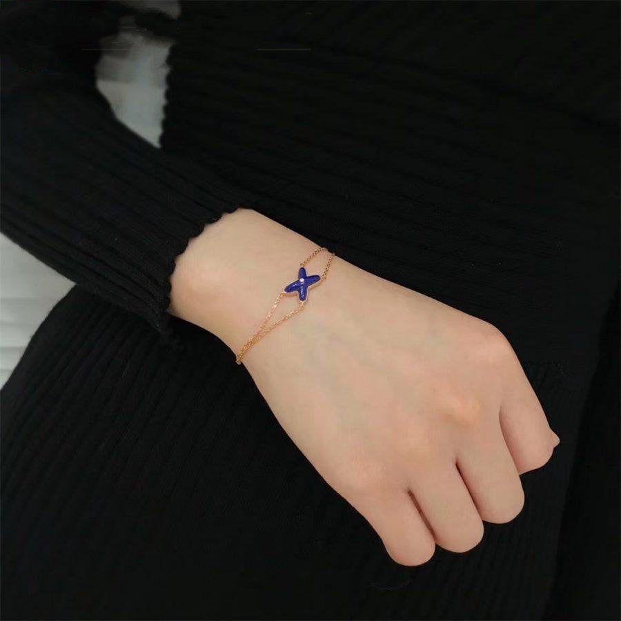 ¡®Lumi¡¯Hollow Design Four-Leaf Clover Flower Shape Ring
