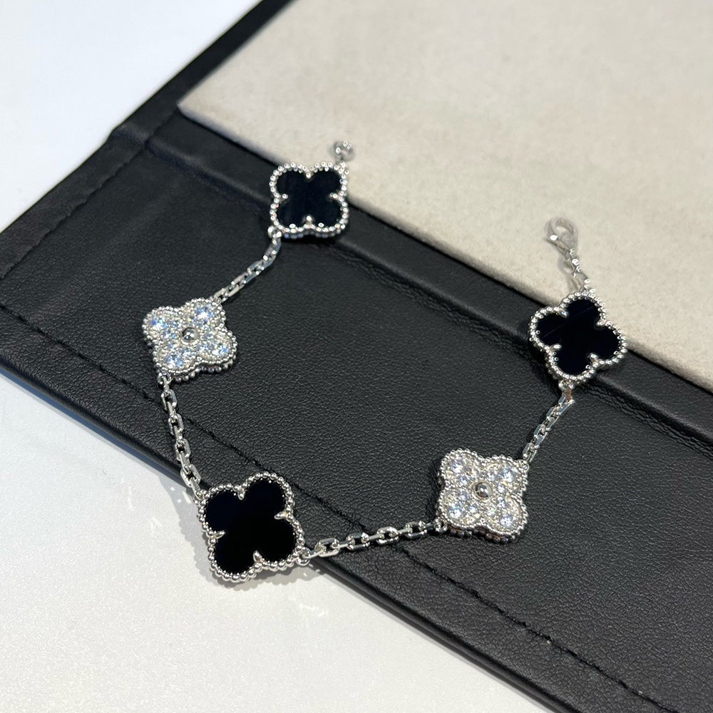[Lumi jewelry] CLOVER 5 MOTIF ONYXS BRACELET COLLECTION