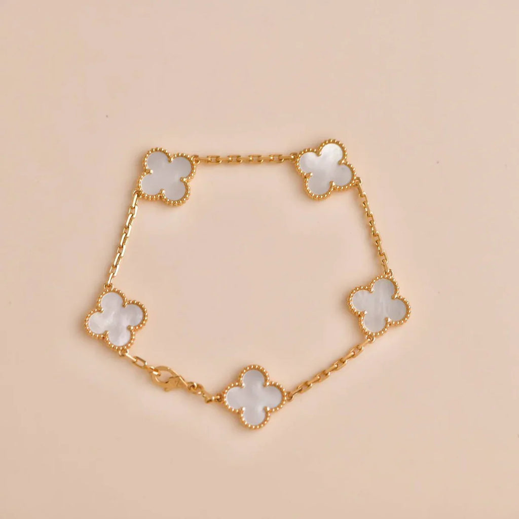[Lumi jewelry]CLOVER WHITE PEARL MOP 5 MOTIF BRACELET COLLECTION