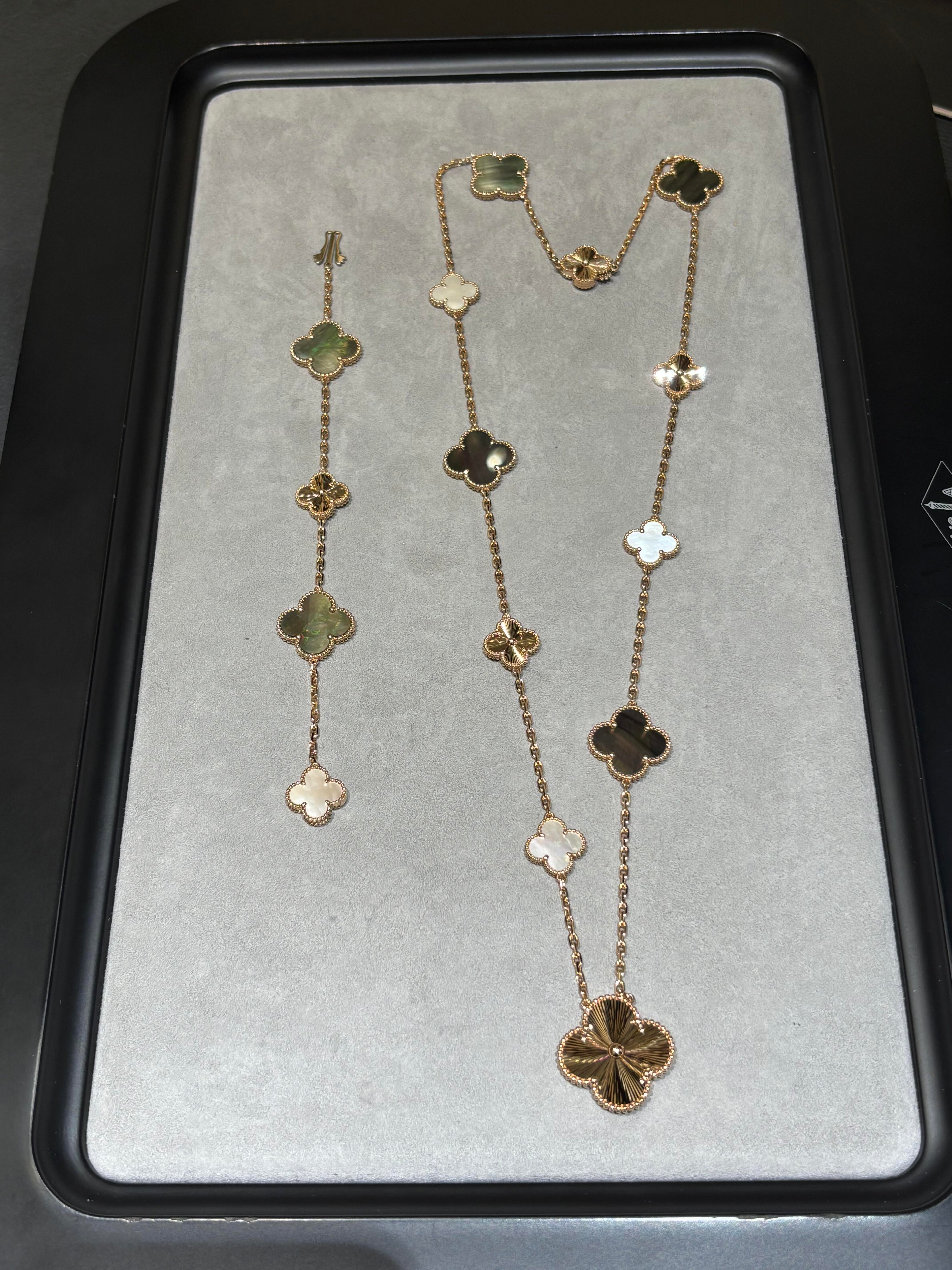 [¡®Lumi¡¯] 25 NEW CLOVER 15 MOTIFS GRAY MOTHER-OF-PEARL