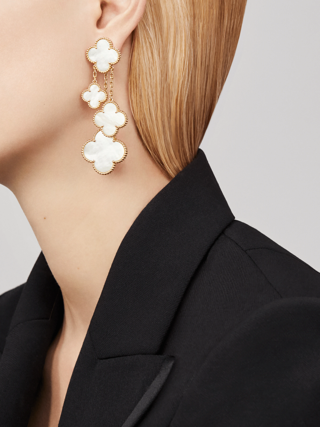 ¡®Lumi¡¯CLOVER EARRINGS WHITE MOP 4 MOTIFS GOLD