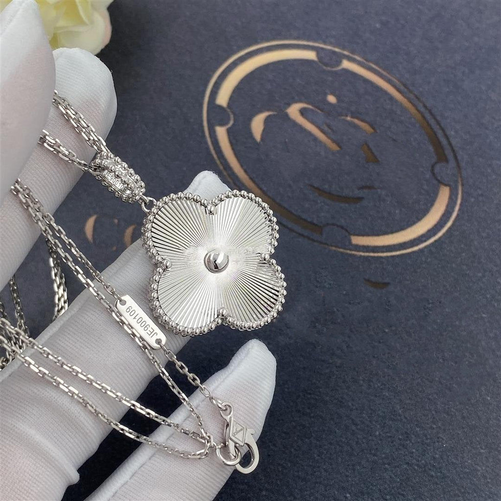 ¡®Lumi¡¯CLOVER 25MM SILVER BIG CLOVER NECKLACE